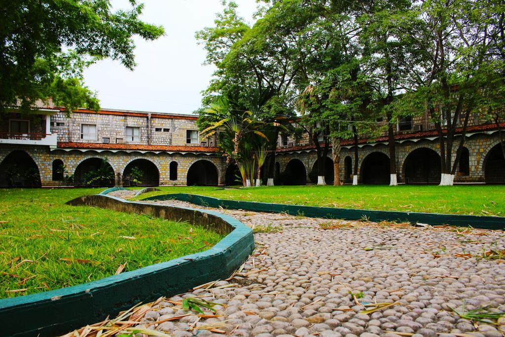 Hotel Spa Taninul Los Puentes Dış mekan fotoğraf