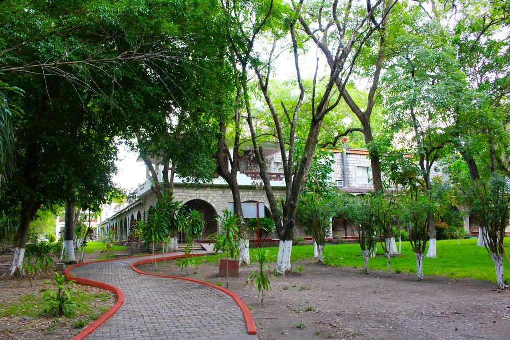 Hotel Spa Taninul Los Puentes Dış mekan fotoğraf