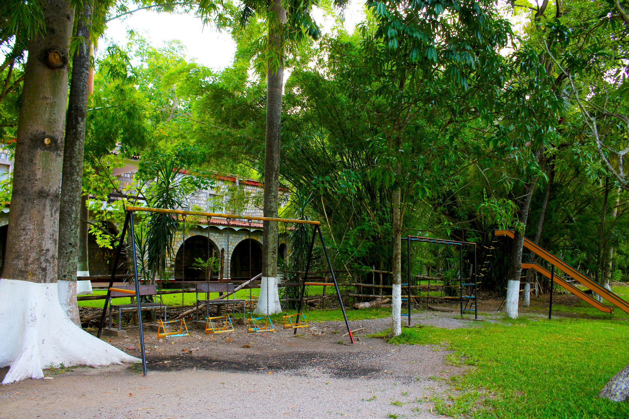 Hotel Spa Taninul Los Puentes Dış mekan fotoğraf